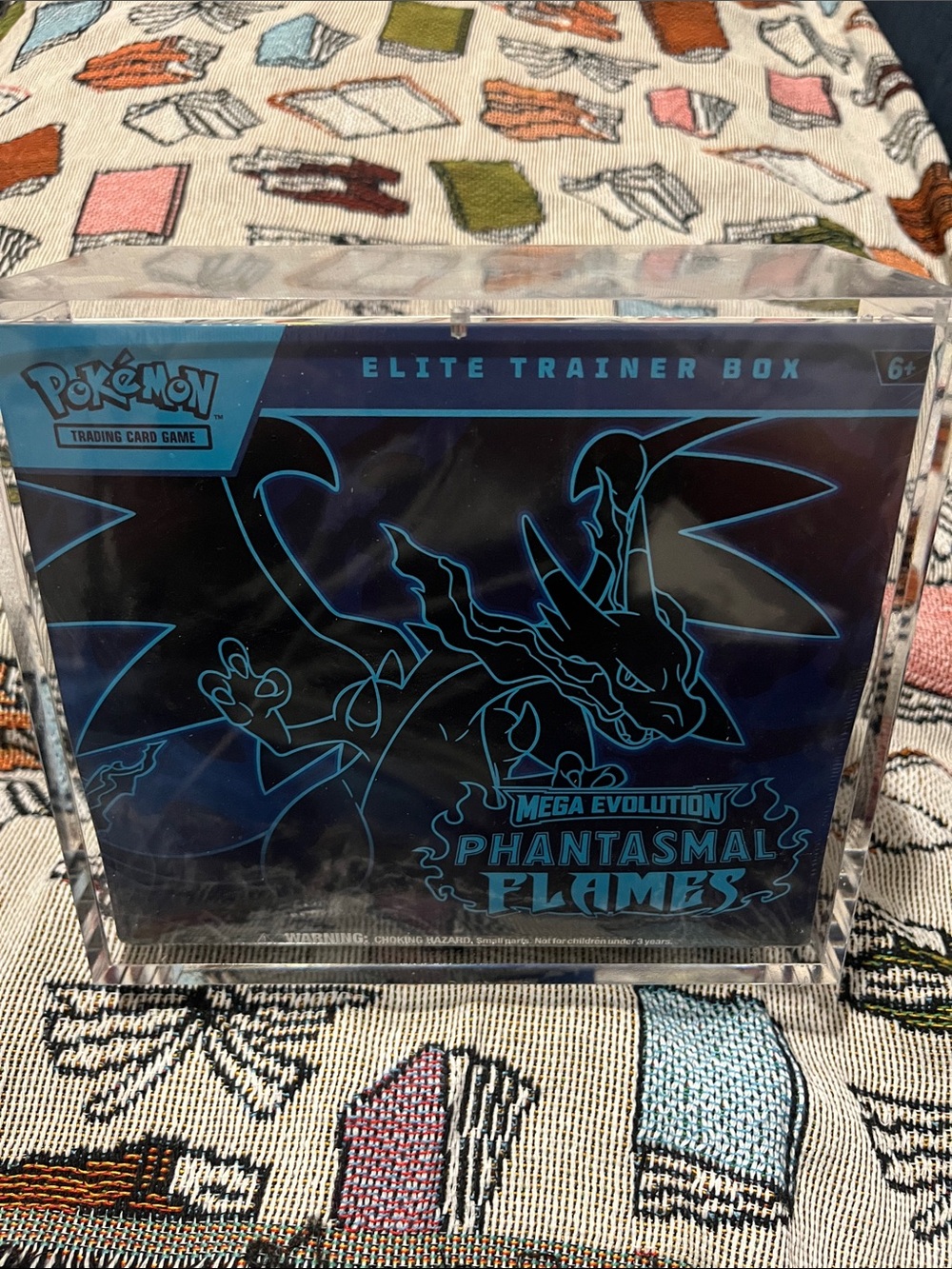 Pokemon Elite Trainer Box Phantasmal Flames - Blue and Black